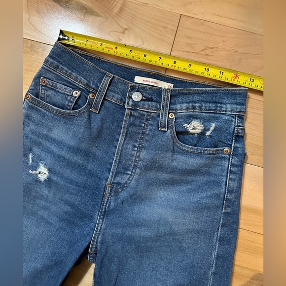 Levi’s Wedgie Skinny Jean - Picture 3 of 5